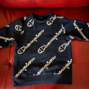 Boys size 7 champion sweatshirt